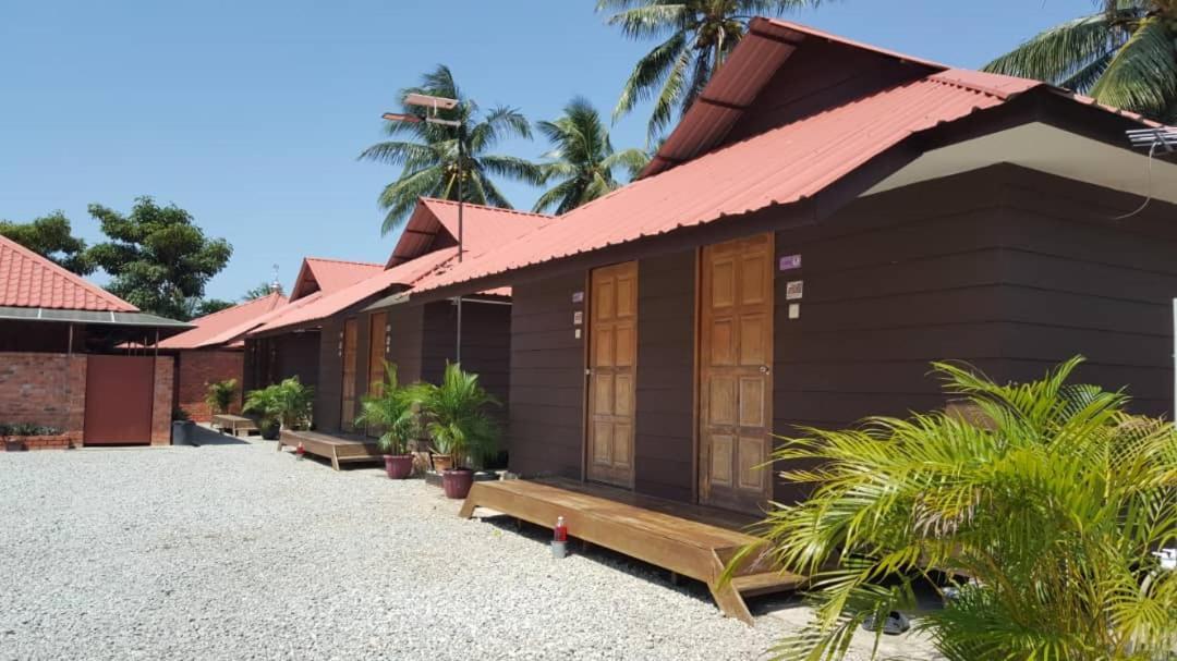 Homestay Umbai Kelana Merlimau Eksteriør bilde