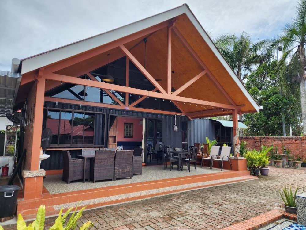 Homestay Umbai Kelana Merlimau Eksteriør bilde